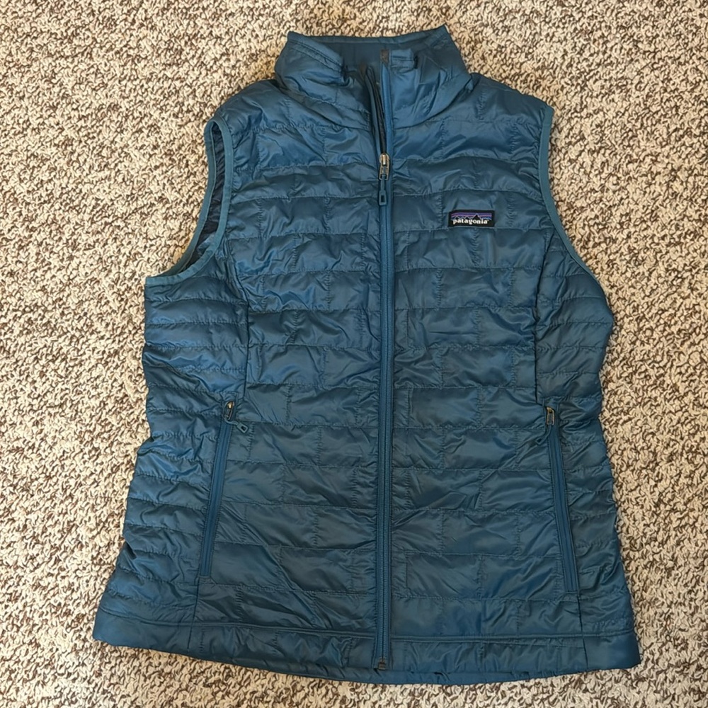 Women’s nano puff vest